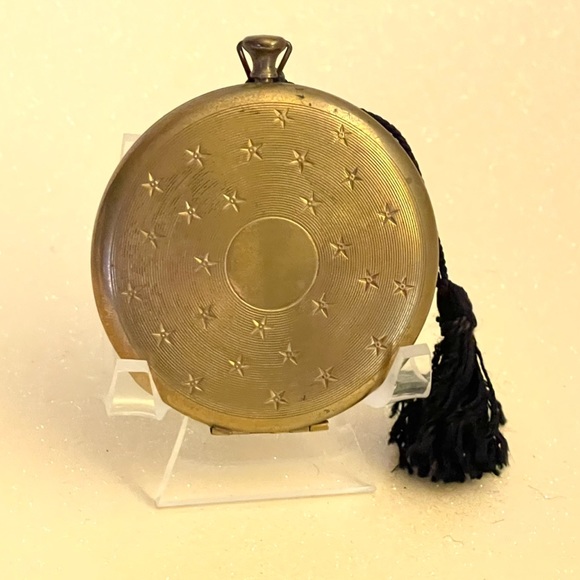 Zell Accessories - Vintage Zell Fifth Avenue Pocket Watch Style With Stars Compact